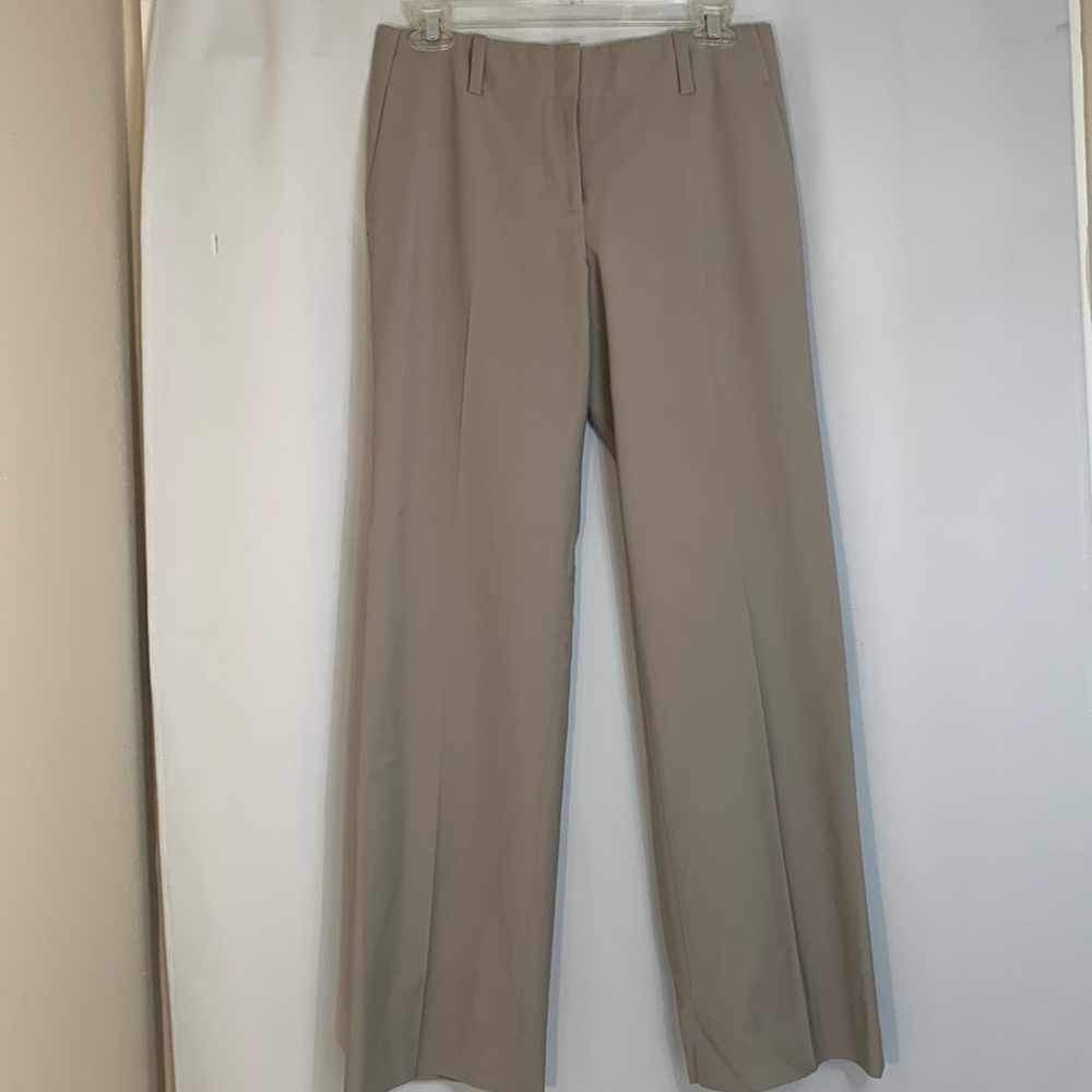 Ann Taylor trousers fully lined size 4P khaki